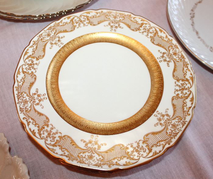 Stunning antique Royal Doulton gilt plates - set of 6