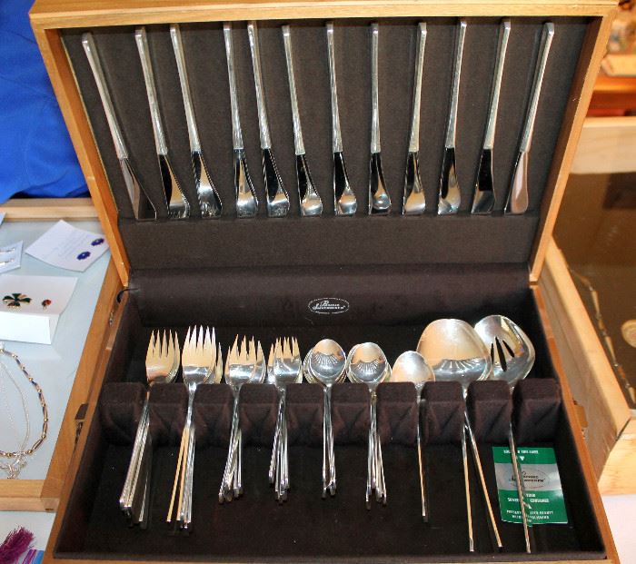 Fabulous mid-century modern c.1961 International Silver "Vision" sterling silver flatware - 53 pieces - service for 12