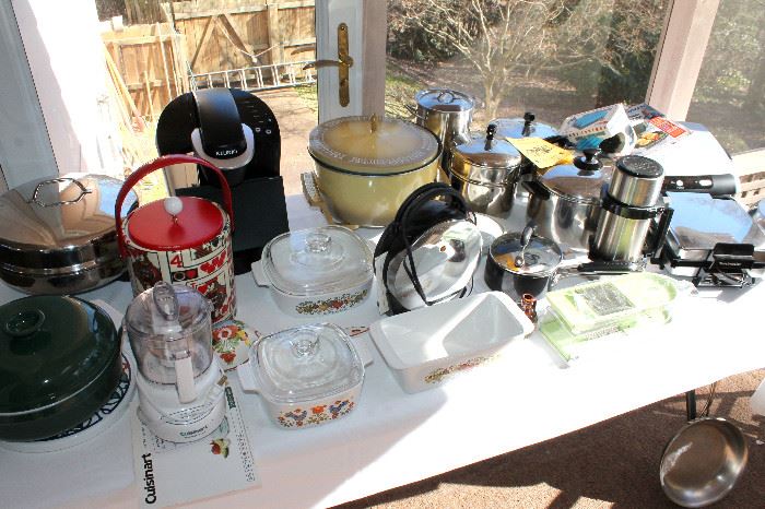 Small appliances and kitchenware (some of these items have sold)