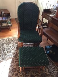Glider rocker w/ottoman