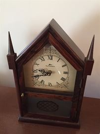 Mantle clock