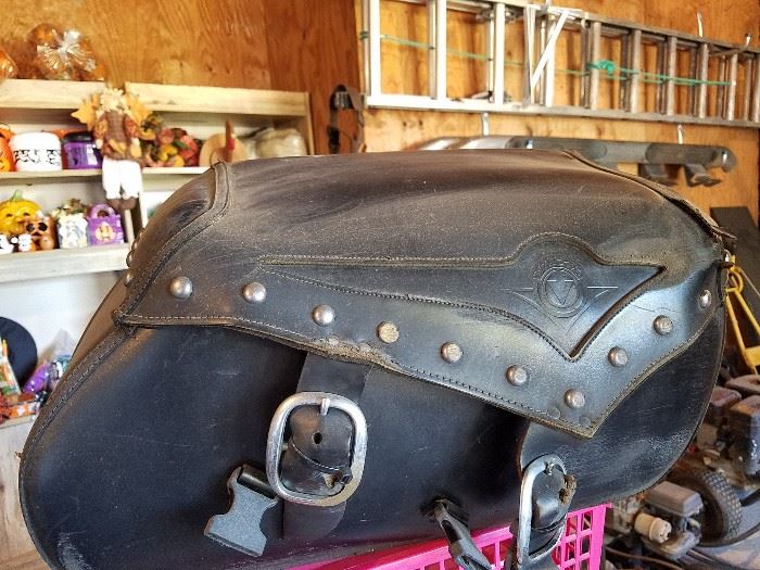 Vulcan leather motorcycle bag