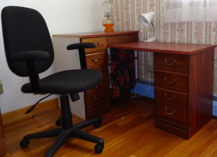 Bedroom #3 "L" Shape desk unit, Black Office Chair