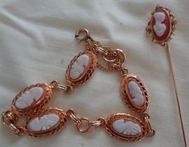 Avon cameo bracket and stick pin