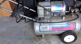Campbell Hausfeld Power Pal Compressor 3/4 HP 7.5 Gallon 115Volt 10 amp  MT-5001