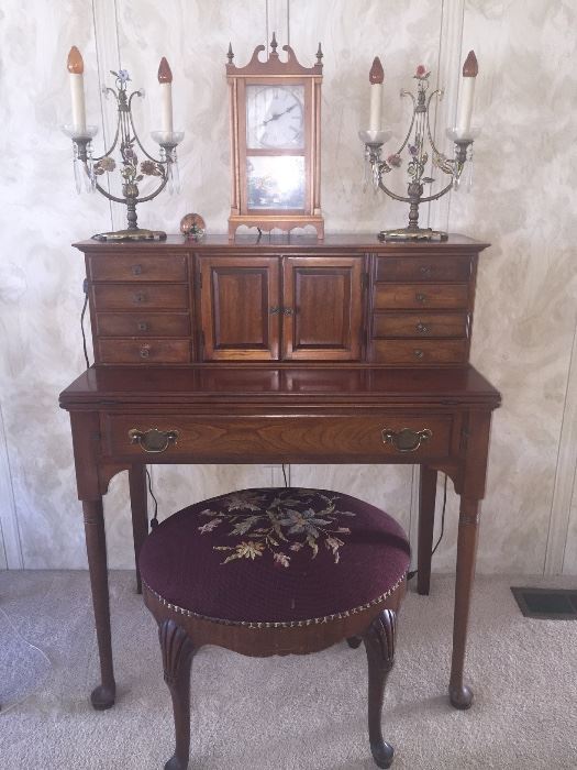 Pennsylvania House Desk 34 w x 18 d x 40 t - sweet  all items in photo Go! 