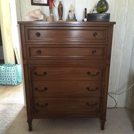 Chest of drawers with matching dresser and night stand - has two twin frames matching as well 