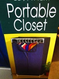 Portable closet 