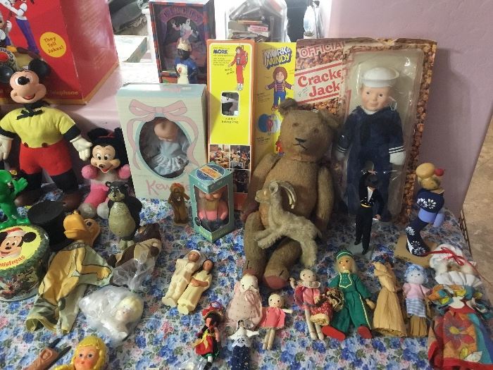 Mickey Mouse, Stief Bear and animals, Dolls from all over the wold and all eras. 