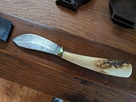 Kelvin Meteorite Damascus bone handled skinner knife (small probably small game or trout)