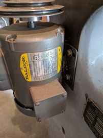 Model P1-2 2-dimensional Pantograph Engraving Machine