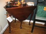 Henkle Harris Handerchief Table in Solid Mahogany.