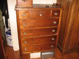 A Wonderful Antique 5 drawer Chest!