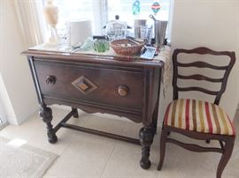 matches the 1920s credenza