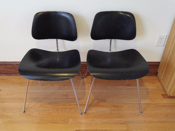 1960s Pair of Herman Miller Charles Eames LCM chairs