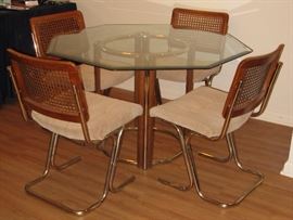 Kitchen Table & Chairs