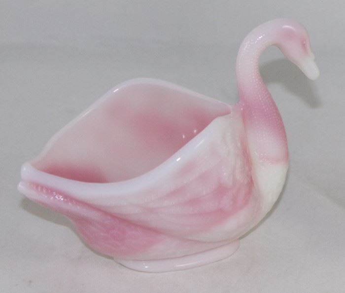 Fenton 5" Pink Slag Glass Open Swan 