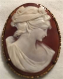 Antique 900 (22K Gold) Hand Carved Cameo