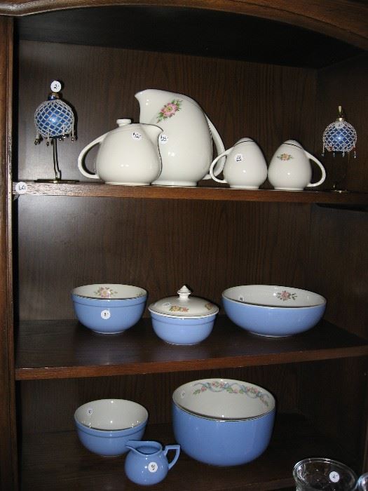 HALL Kitchenware "Rose White" and "Rose Parade"