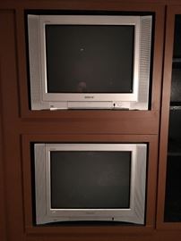 TVs (4)