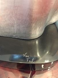 Van Teal sculpture (signed)