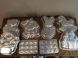 Wilton cake molds