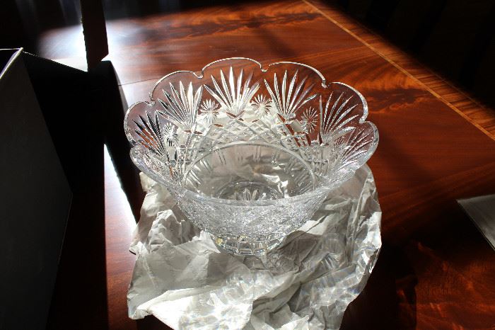 Waterford Master Cutter 8" crystal bowl with COA and box - fab gift idea for a wedding!