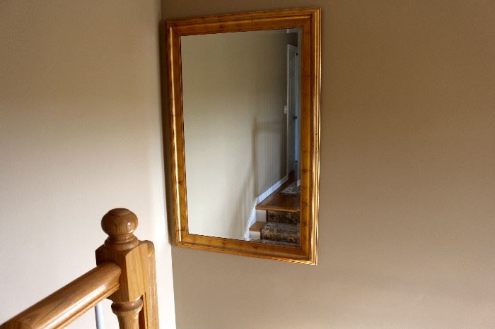this is a much bigger mirror than it looks in the photo.  Guaranteed to make you look GREAT!