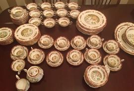 102 piece set OXFORD ROYAL ALBERT CHELSEA BIRD Pattern Bone China 12 place settings.