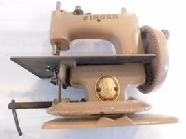 Vintage Singer SEW Handy model 20