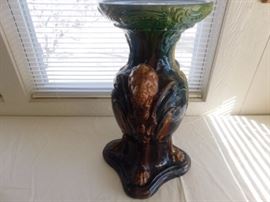 MAJOLICA Lion head plant stand