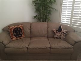 Very high-end leather couch in excellent condition!  Super soft supple leather.  Purchased at Ladlow's Fine Furnishings