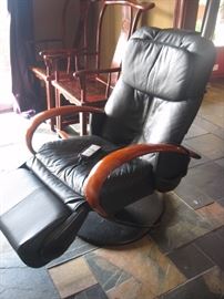 Massage Chair, like new, works perfect.  Sell new for $1750 and refurbished for $950.  Our is offered for $450