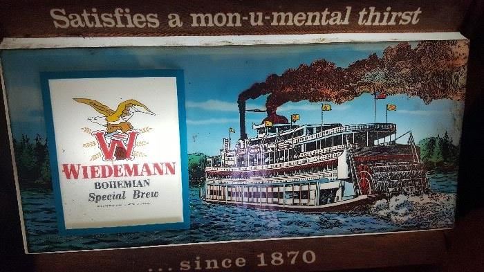 Vintage Wiedemann lighted Beer sign Advertising 
Satisfies a mon-u-mental thirst!