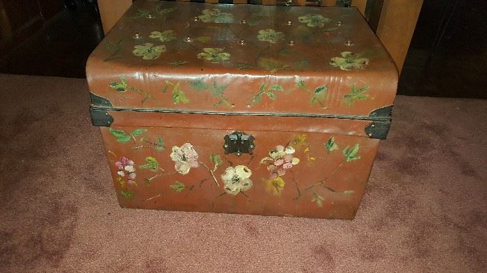 Decorated trunk