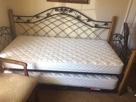 Trundle Bed