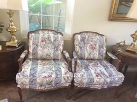 Oversized matching arm chairs