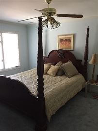 Queen size 4 poster bed