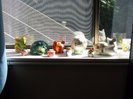 Downstairs Back Bedroom Ceramic figures