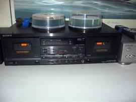 UpStairs Office Denon DVD-1500