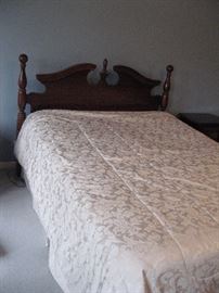 Queen Bedroom Suite ....