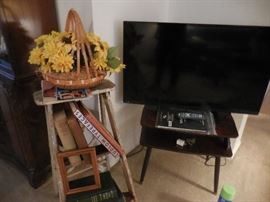 Flat Screen 32 inch Tv. 