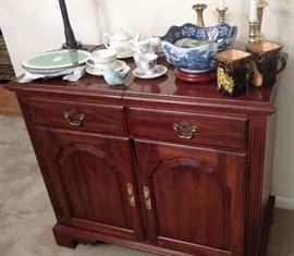 Dining Room Table w/5 Chairs, Matching China Cupboard, and Sideboard
