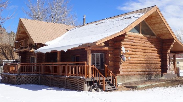 Beautiful Log Home Estate Sale