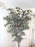 3 artificial trees