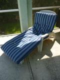 Patio lounge chair