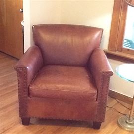 Old leather armchair (has some scretchs that don't show on the picture.