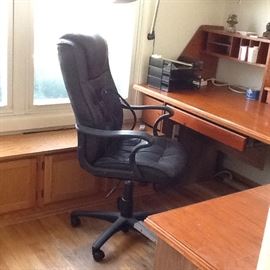 Office chair in good condition