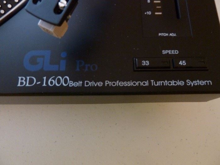 GLI BD1600 Belt Drive DJ Turntable
