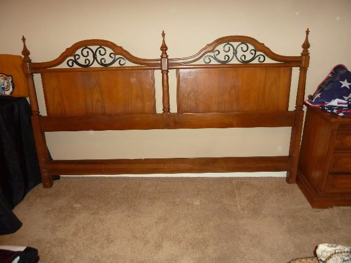 Kingsize bedroom set includes Kingsize headboard, dresser and mirror, night stand and Amoire/chest of drawers. Excellent condition and quality!